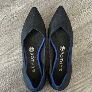 Size 7 Rothy’s “The Point” Black
